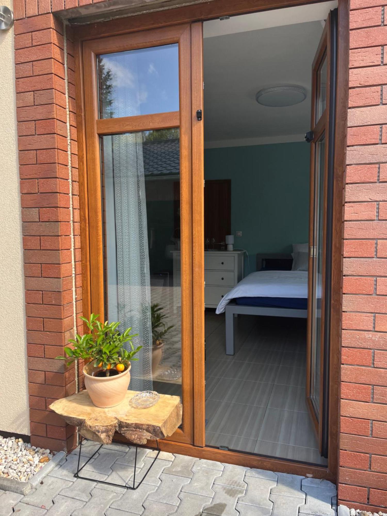 Apartman Pisarovka Lesna  Buitenkant foto